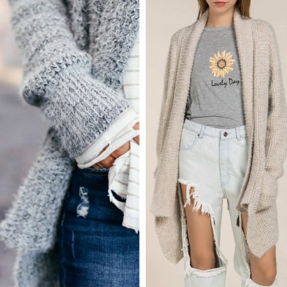 SOLD OUT ❄️🆕 Mint Fuzzy Cardigan - Picture 4 of 7